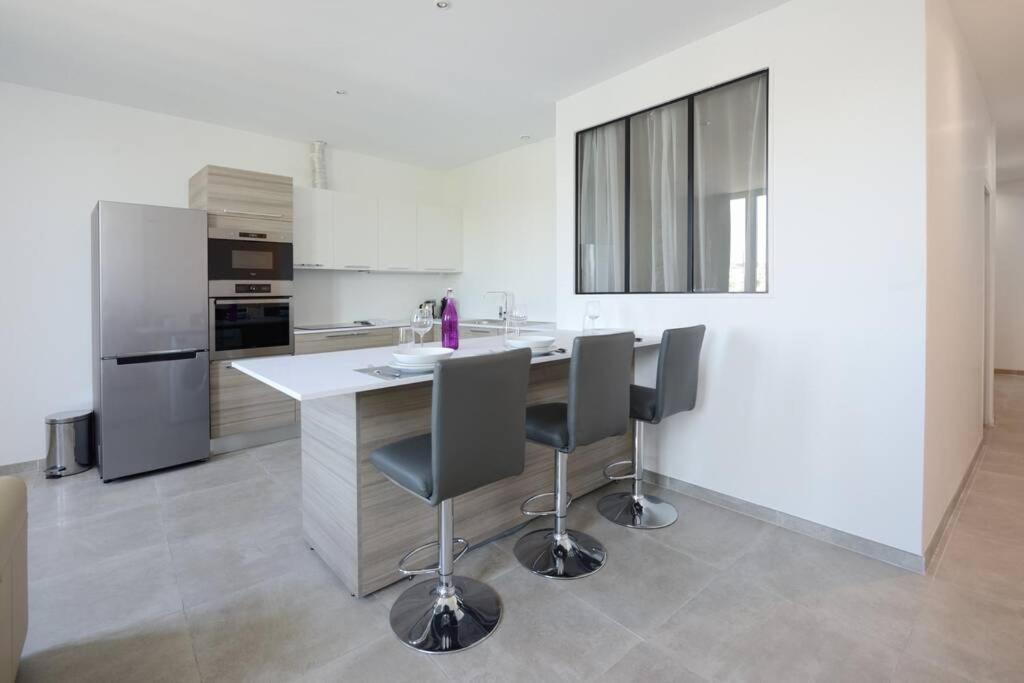 La Ciotat - Magnifique Appartement Climatise Sur Le Port Buitenkant foto